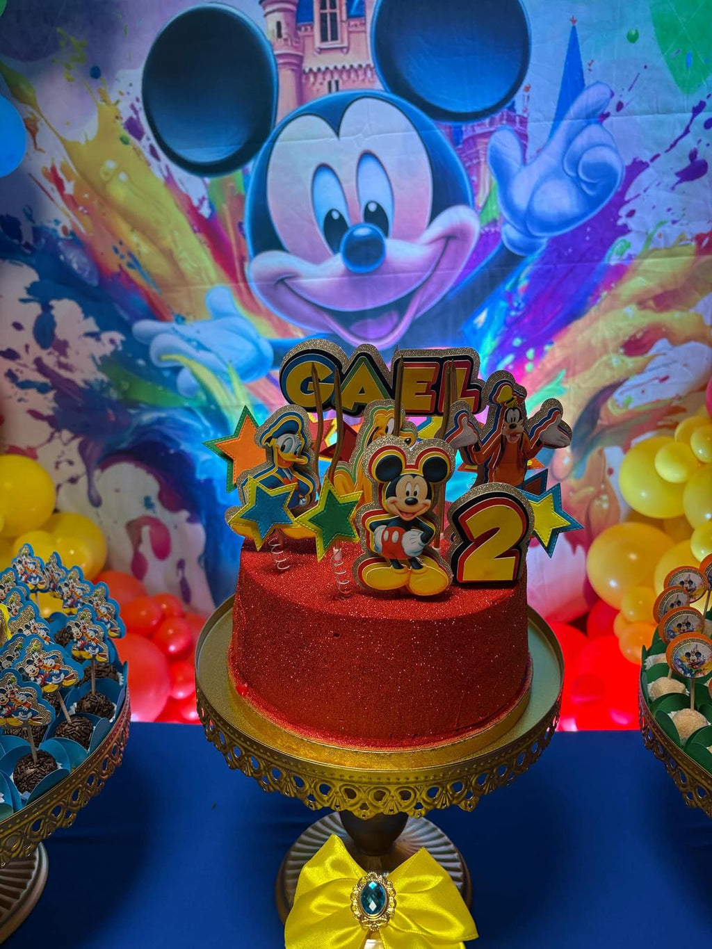 BOLOS DE ANIVERSÁRIO